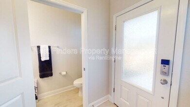 12079 Calvesta St in Jacksonville, FL - Building Photo - Building Photo