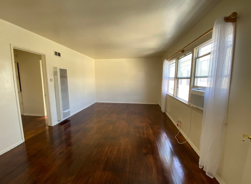 1226 25th St, Unit One bedroom one bathroom in Santa Monica, CA - Foto de edificio