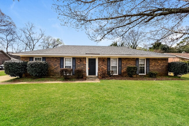 property at 3928 Croydon Rd