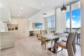 777 N Ocean Dr in Hollywood, FL - Building Photo - Building Photo