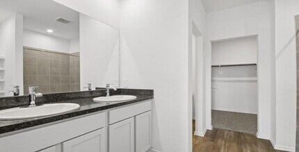 12814 Sunny Pass in Willis, TX - Building Photo - Building Photo