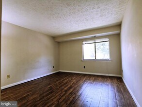 2005 Magnolia Woods Ct-Unit -H in Edgewood, MD - Building Photo - Building Photo