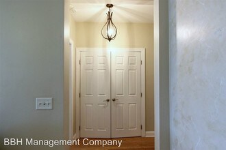 1 Independence Way in Jersey City, NJ - Foto de edificio - Building Photo