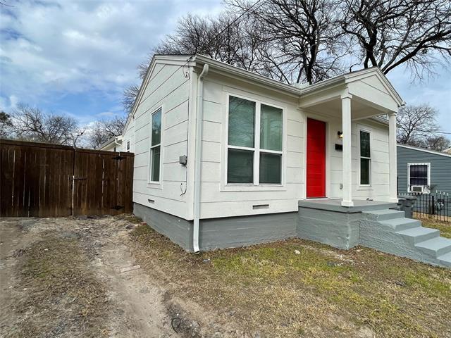 property at 1411 Adelaide Dr
