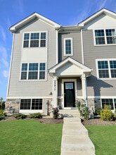 2241 Sassafras Wy in Wonder Lake, IL - Building Photo - Building Photo