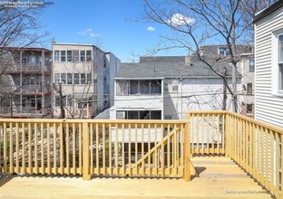 348 Chelsea St-Unit -#3 in Boston, MA - Foto de edificio - Building Photo