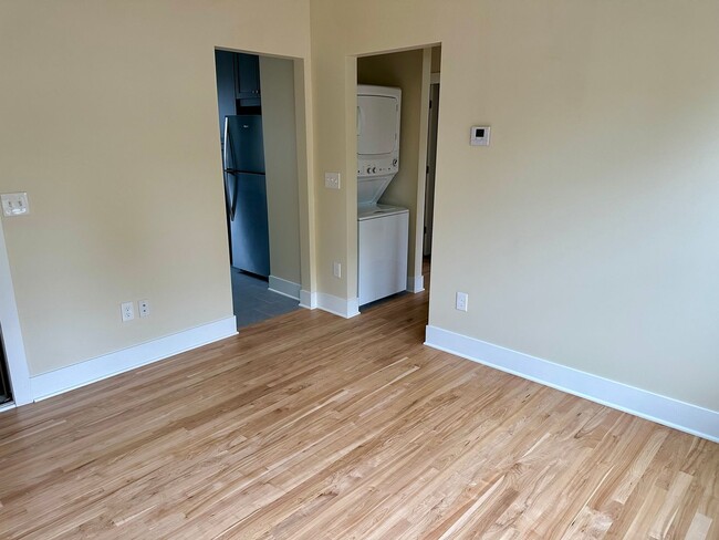 901 E Center St in Milwaukee, WI - Foto de edificio - Building Photo