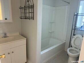 57 New St in Seymour, CT - Building Photo - Building Photo