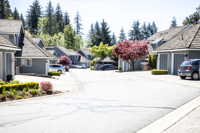 Windemere in North Vancouver, BC - Building Photo - Building Photo