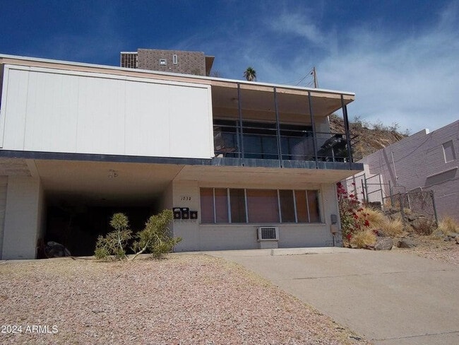 property at 1038 E El Caminito Dr