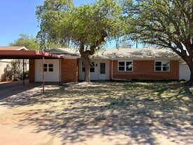 3705 Elkhart Ave in Lubbock, TX - Building Photo