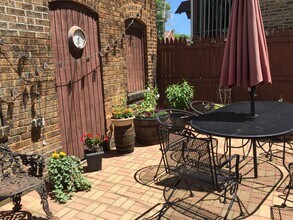 1432 W Jonquil Terrace, Unit 2 in Chicago, IL - Building Photo - Building Photo