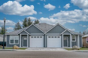 3371 Lewis Ln in Washougal, WA - Building Photo