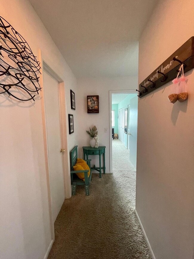 125 Shore Ct in North Palm Beach, FL - Building Photo - Building Photo