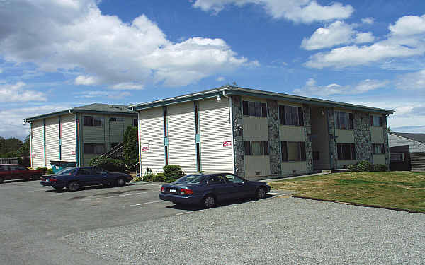 Meridian North Apartments in Edgewood, WA - Building Photo - Building Photo