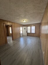 1921 S Everett St in Wichita, KS - Building Photo - Building Photo