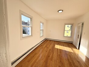 48 Chestnut Ave, Unit #1 in Boston, MA - Building Photo - Building Photo