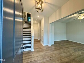 209 Hickory Plns Rd in Knightdale, NC - Foto de edificio - Building Photo