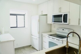 117 Gardens Dr in Pompano Beach, FL - Building Photo - Building Photo