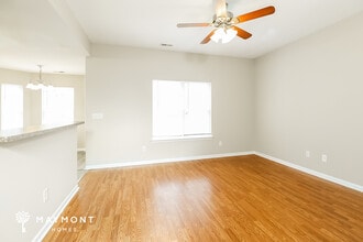 1928 Bromwich Rd in Charlotte, NC - Foto de edificio - Building Photo