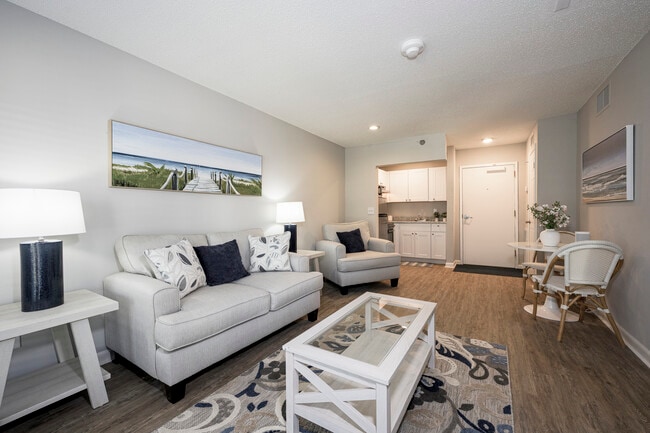 Kings Reserve Sanford LLC in Sanford, FL - Building Photo - Building Photo