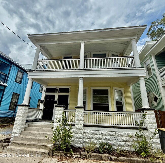 property at 311 E 5th St