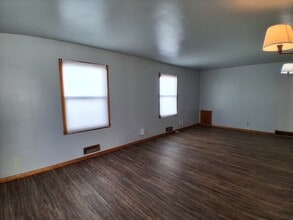 1136 E Seminary St in Danville, IL - Building Photo - Building Photo