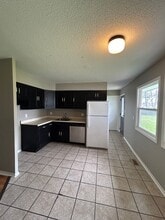 6335 Bittersweet Dr in Fort Wayne, IN - Building Photo - Building Photo