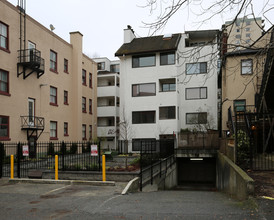 Caroline Court in Vancouver, BC - Building Photo - Building Photo