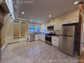 26 River St, Unit #3 in Cambridge, MA - Building Photo - Building Photo