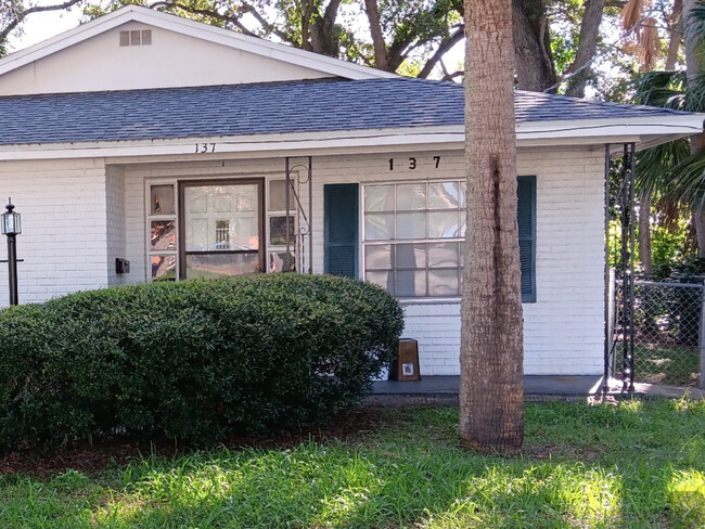 137 White St, Unit 2