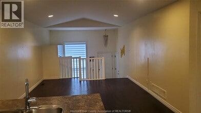 3198 Seville Ave in Windsor, ON - Building Photo - Building Photo