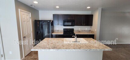 657 N Manship Ave in Meridian, ID - Building Photo - Building Photo