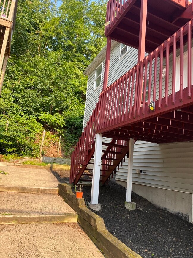 1387 Quinnipiac Ave in New Haven, CT - Building Photo - Building Photo
