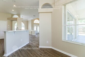 4924 Canterbury Dr in Land O Lakes, FL - Foto de edificio - Building Photo