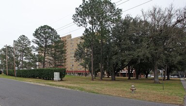 Wynhoven in Marrero, LA - Building Photo - Building Photo