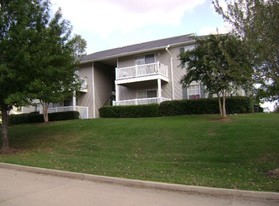 Lakewood Place Apartments