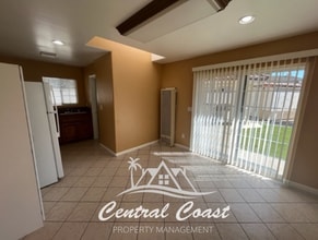 0 Farrell Dr in Santa Maria, CA - Foto de edificio - Building Photo