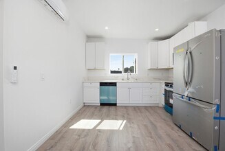 5444 Brockbank Pl in San Diego, CA - Building Photo - Building Photo