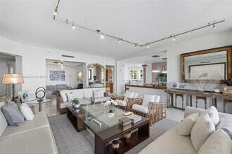 7141 Fisher Island Dr in Miami Beach, FL - Building Photo - Building Photo