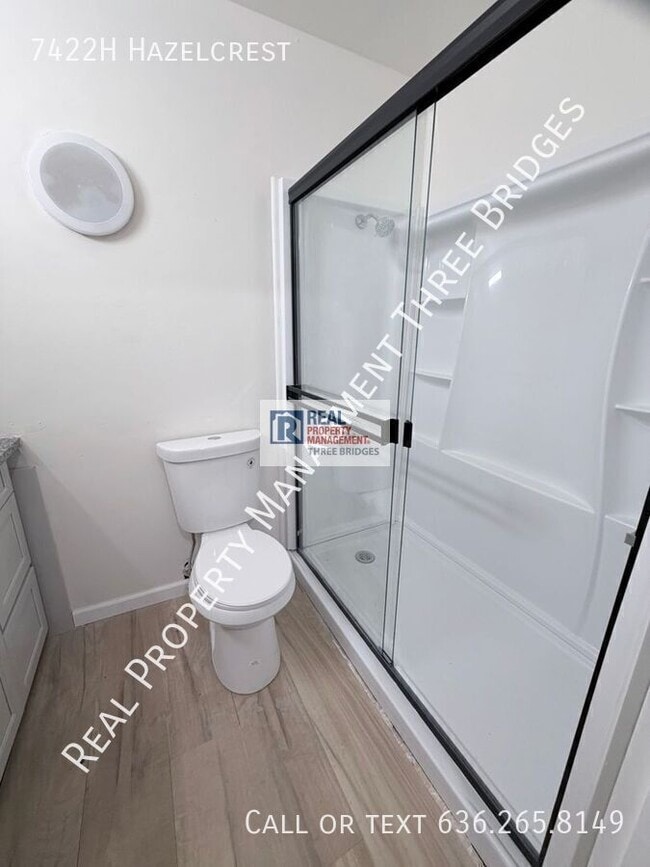 7422 Hazelcrest Dr in Hazelwood, MO - Building Photo - Building Photo