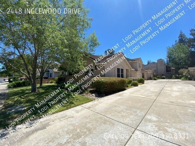 2448 Inglewood Dr in Lodi, CA - Building Photo - Building Photo