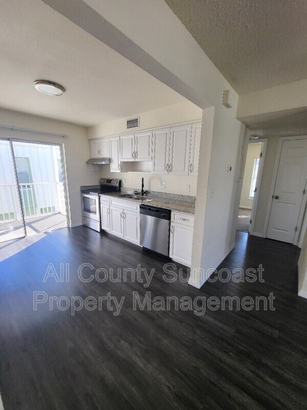 7450 35th St N in Pinellas Park, FL - Building Photo - Building Photo