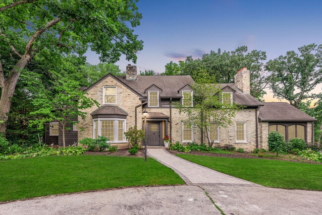 2509 Elder Ln