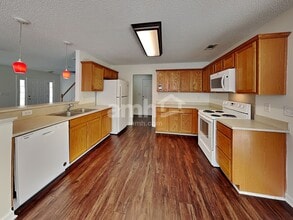 155 Mott Rd in Mooresville, NC - Foto de edificio - Building Photo