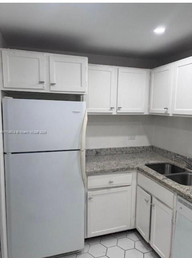 3720 Inverrary Dr, Unit 3720 Inverrary Dr # 3C in Lauderhill, FL - Building Photo - Building Photo