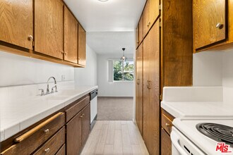 1457 Butler Ave in Los Angeles, CA - Building Photo - Building Photo