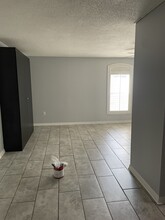 155 Picardy Villa Cir in Brandon, FL - Building Photo - Building Photo