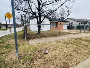 2101 Woodlawn Dr in San Angelo, TX - Building Photo - Building Photo
