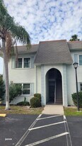 349 S McMullen Booth Rd in Clearwater, FL - Building Photo